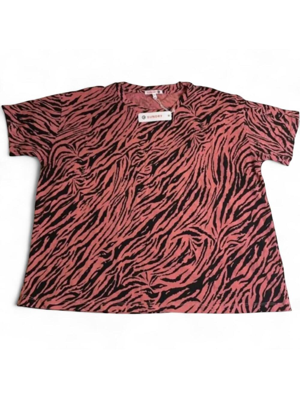 Sundry Women's Tshirt